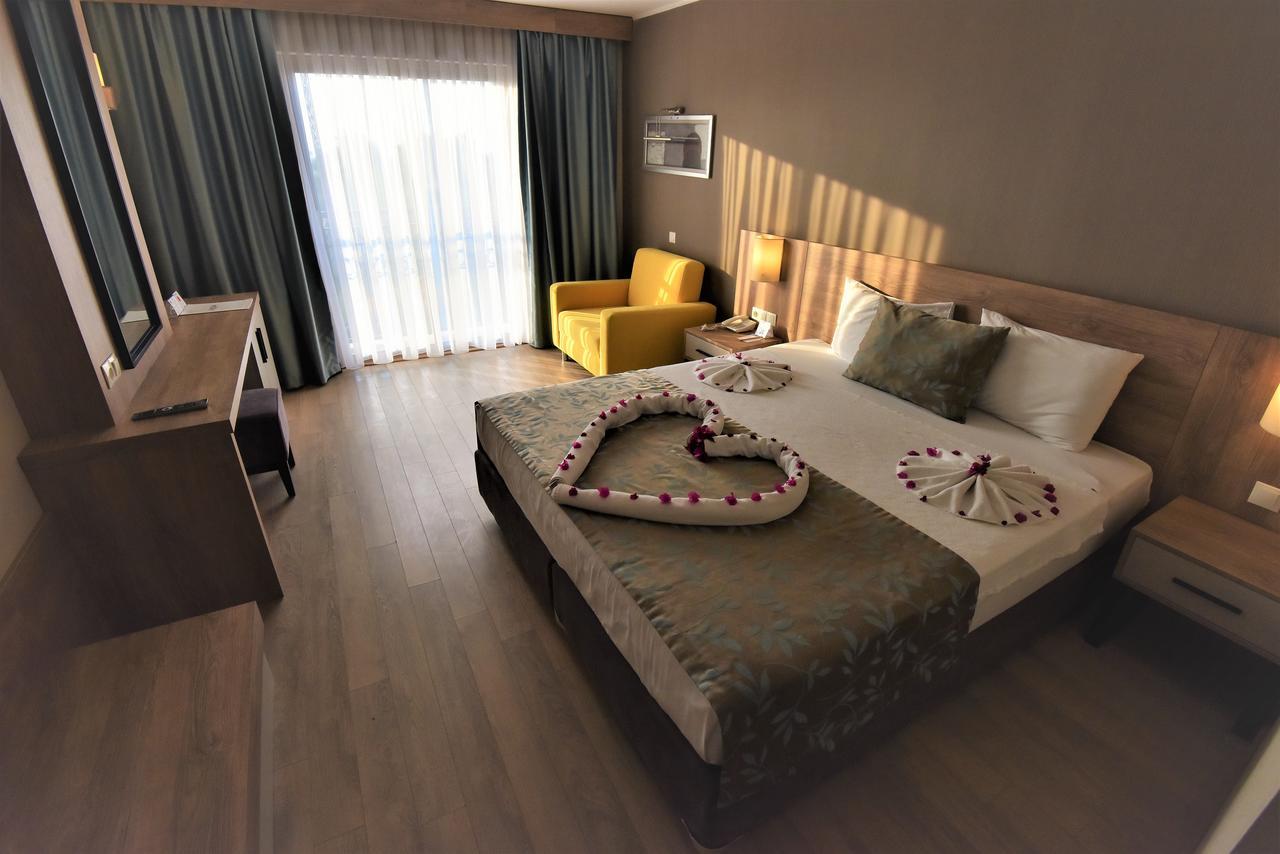 Lucida Beach Hotel Çamyuva Εξωτερικό φωτογραφία