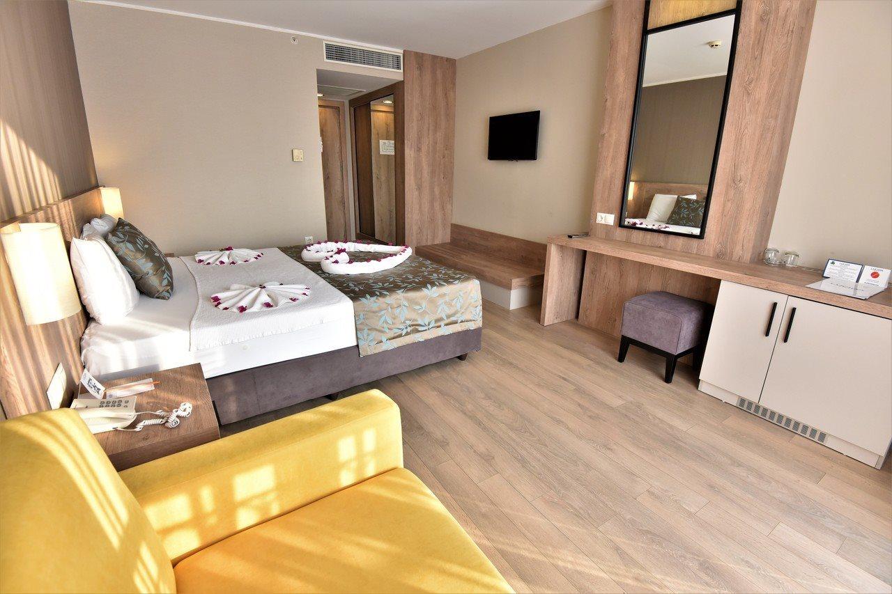Lucida Beach Hotel Çamyuva Εξωτερικό φωτογραφία